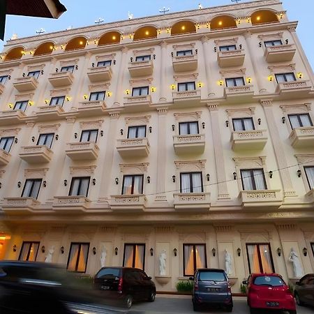 Hotel Grand Town Makassar Eksteriør bilde