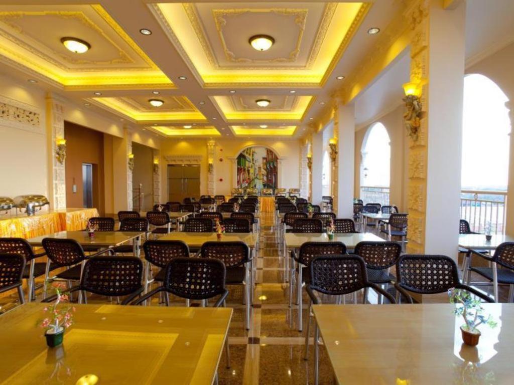 Hotel Grand Town Makassar Eksteriør bilde