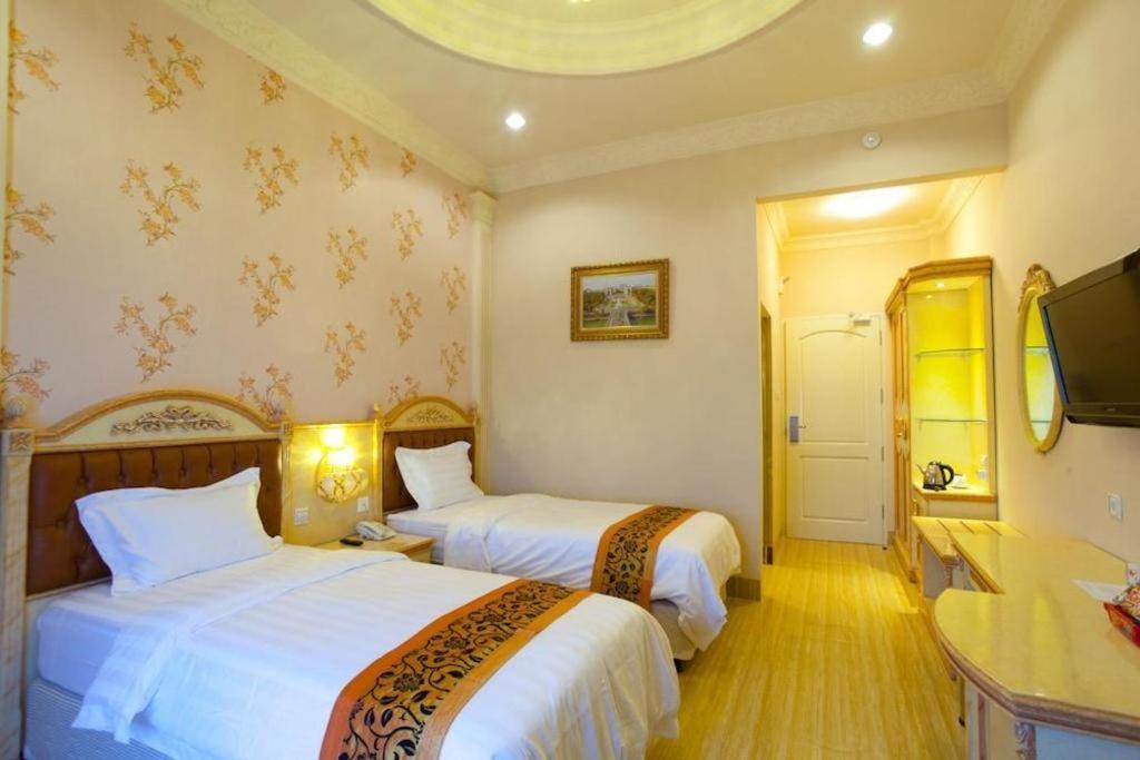 Hotel Grand Town Makassar Eksteriør bilde
