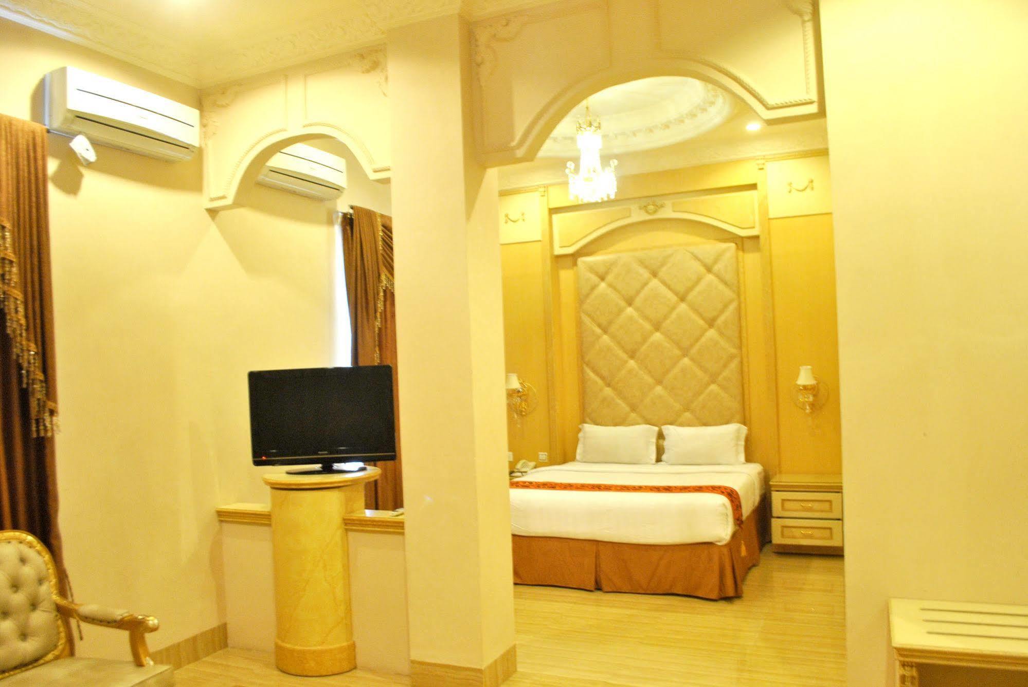 Hotel Grand Town Makassar Eksteriør bilde