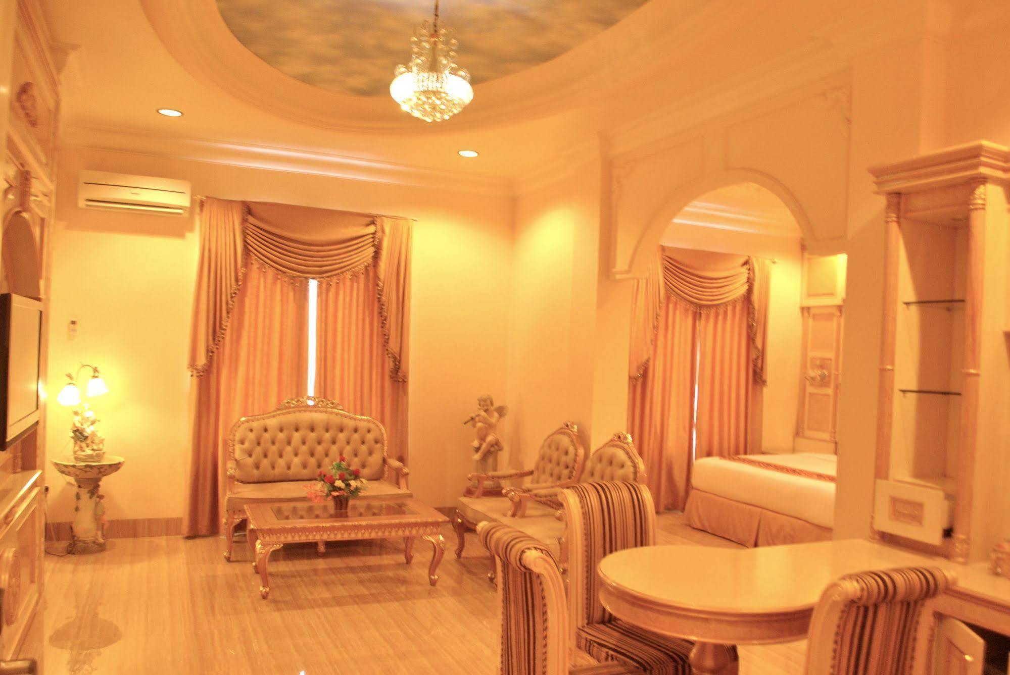 Hotel Grand Town Makassar Eksteriør bilde